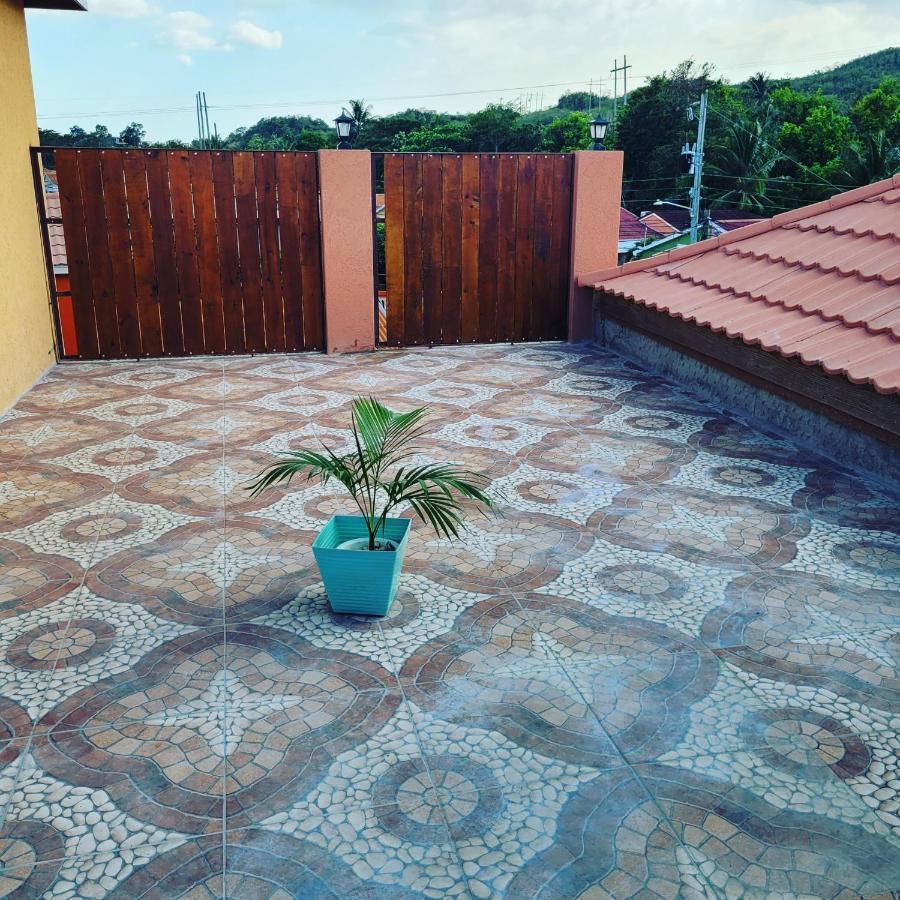 Royal Vybez Vacation Homes Spanish Town Екстериор снимка