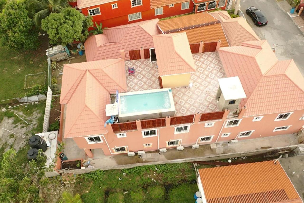 Royal Vybez Vacation Homes Spanish Town Екстериор снимка
