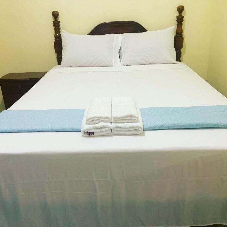 Royal Vybez Vacation Homes Spanish Town Екстериор снимка