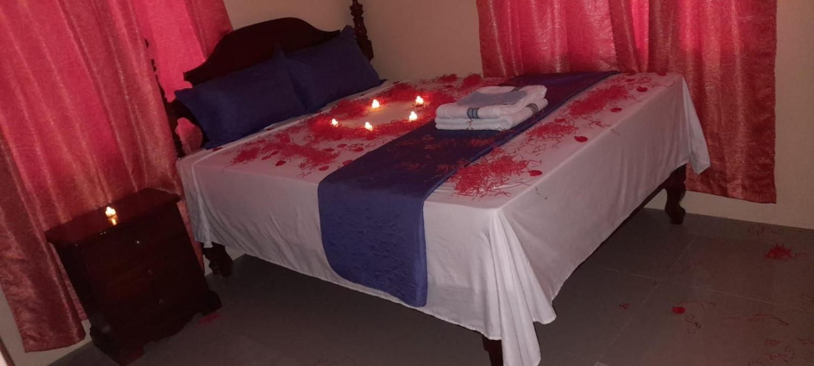 Royal Vybez Vacation Homes Spanish Town Екстериор снимка