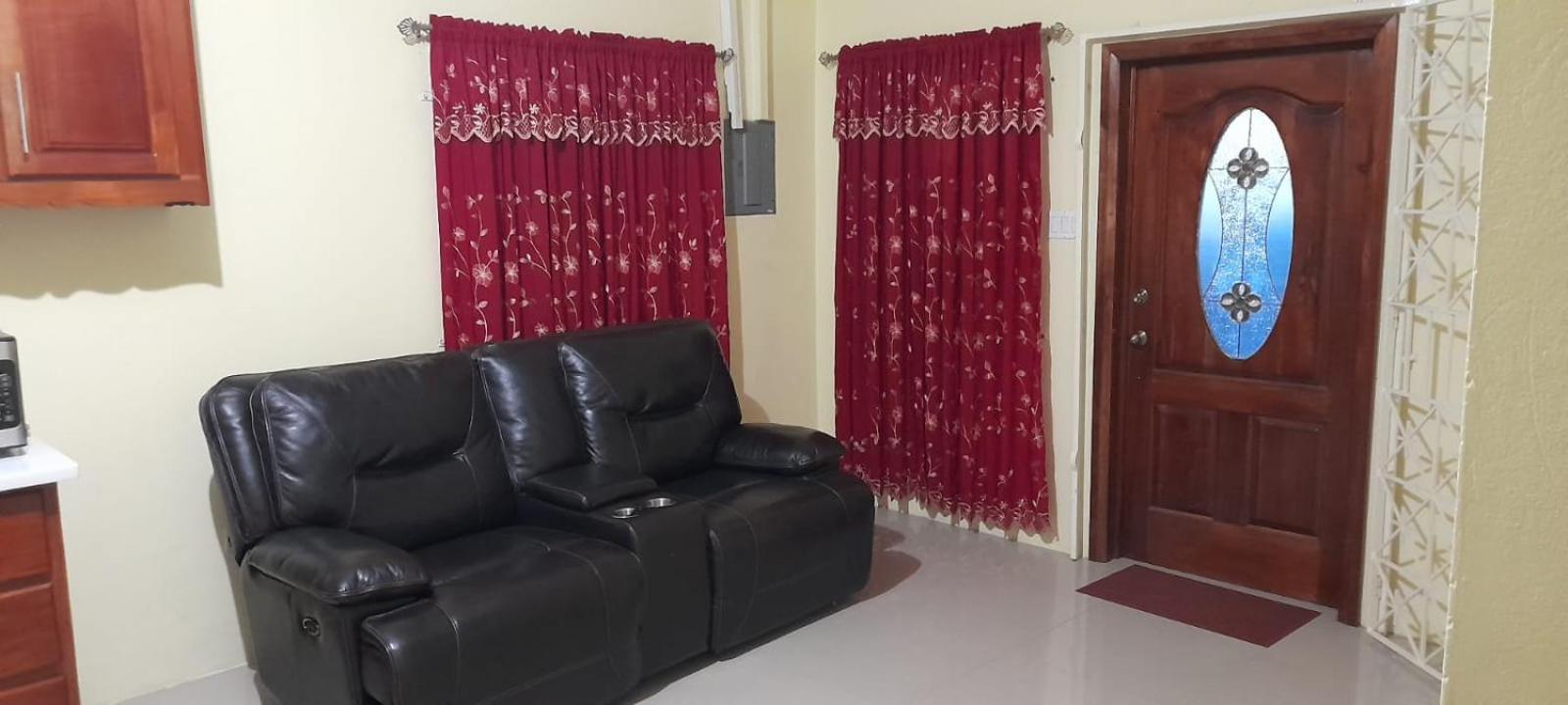 Royal Vybez Vacation Homes Spanish Town Екстериор снимка